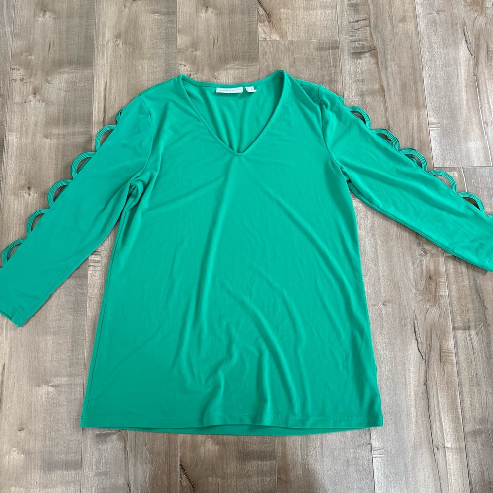 Susan Graver Liquid Knit Blouse Top Green V-Neck Cut Out Women Small 3/4 Sleeve‎